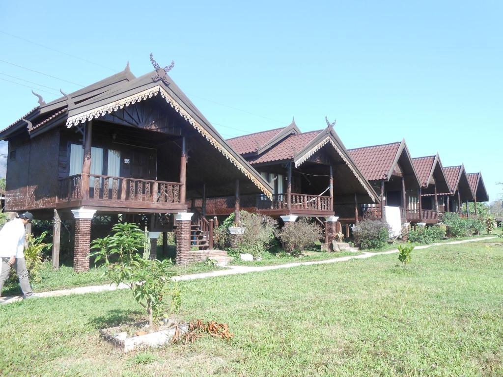 Cliff View Bungalows Vang Vieng Bagian luar foto