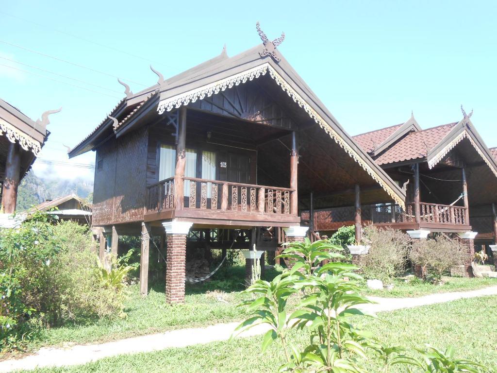 Cliff View Bungalows Vang Vieng Bagian luar foto