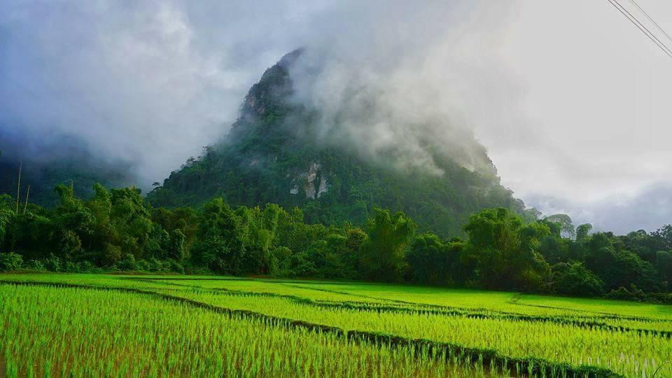 Cliff View Bungalows Vang Vieng Bagian luar foto