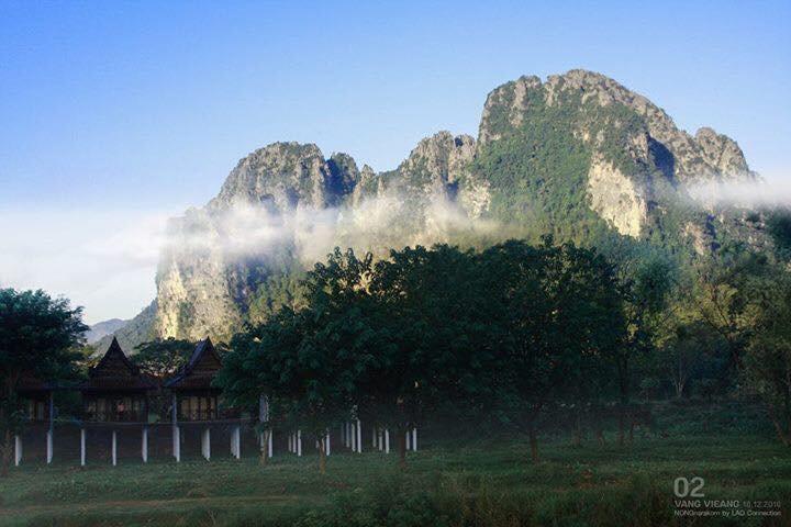 Cliff View Bungalows Vang Vieng Bagian luar foto