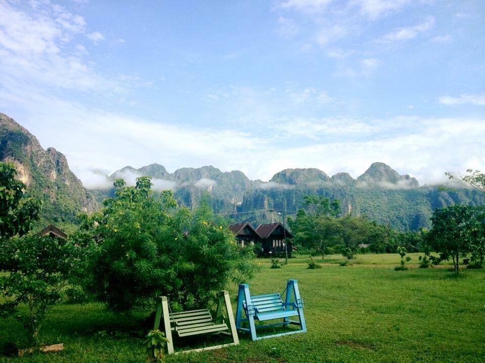 Cliff View Bungalows Vang Vieng Bagian luar foto