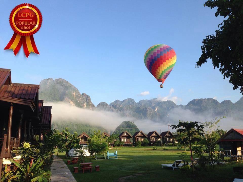 Cliff View Bungalows Vang Vieng Bagian luar foto