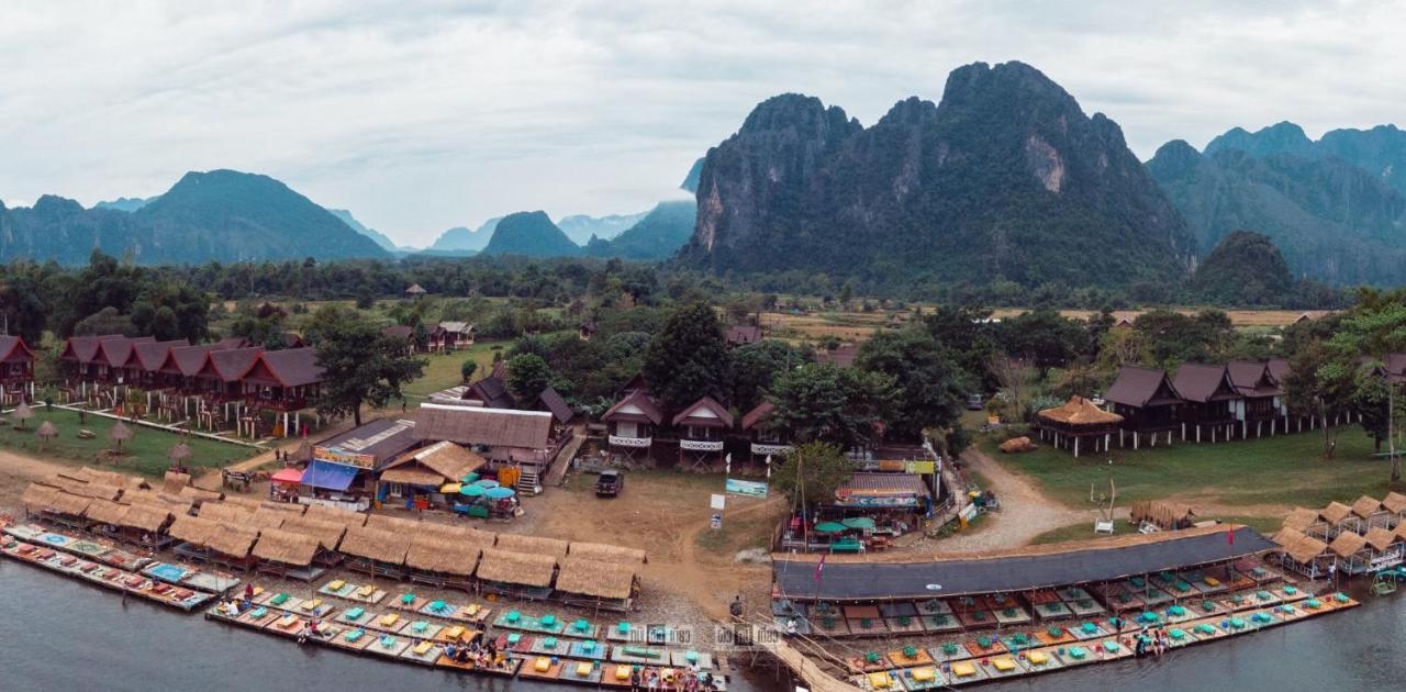 Cliff View Bungalows Vang Vieng Bagian luar foto